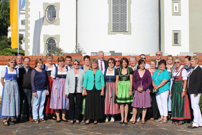 Kirchenchor Schwabhausen (Chorgemeinschaft mit Walleshausen) Kirchenchor Schwabhausen (Chorgemeinschaft mit Walleshausen)
